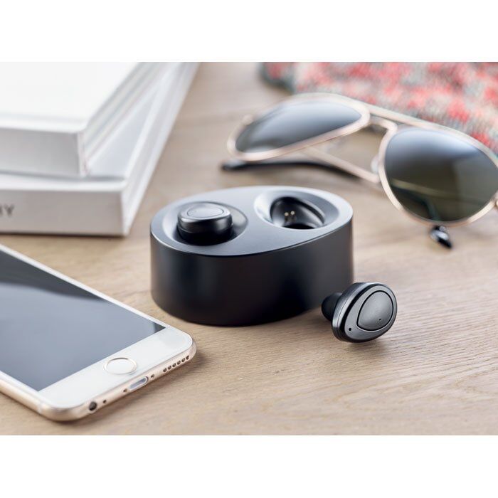 mo9163_03a Promotional Gifts And Merchandise Uae